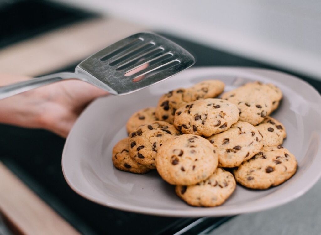 How to Make Air Fryer Cookies, According to a Chef