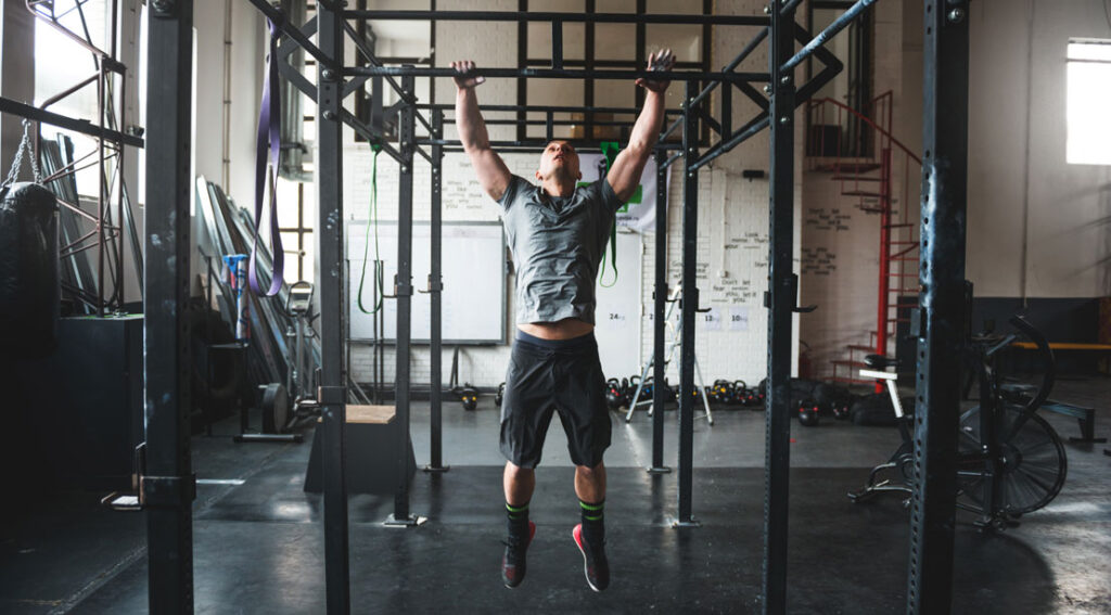 How To Perform Rack Chin-Ups For a Bigger Back and Wider Lats- Muscle & Fitness